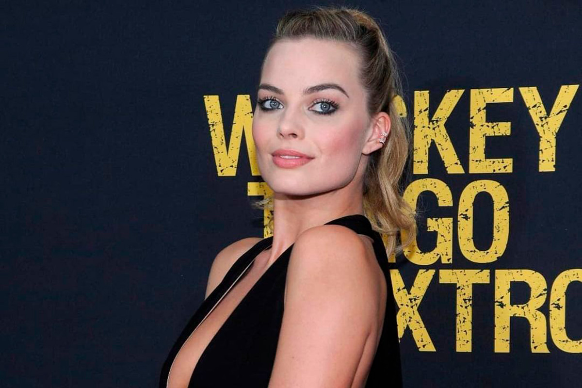 Astonishing Deepfakes of Margot Robbie That Are Nearly Impossible to Distinguish from Reality 3